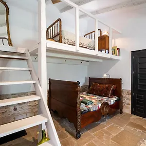 casa-en-olivera-a-3-km-de-la-costa-el-perello-catalonia.catalonia-hotels.com/